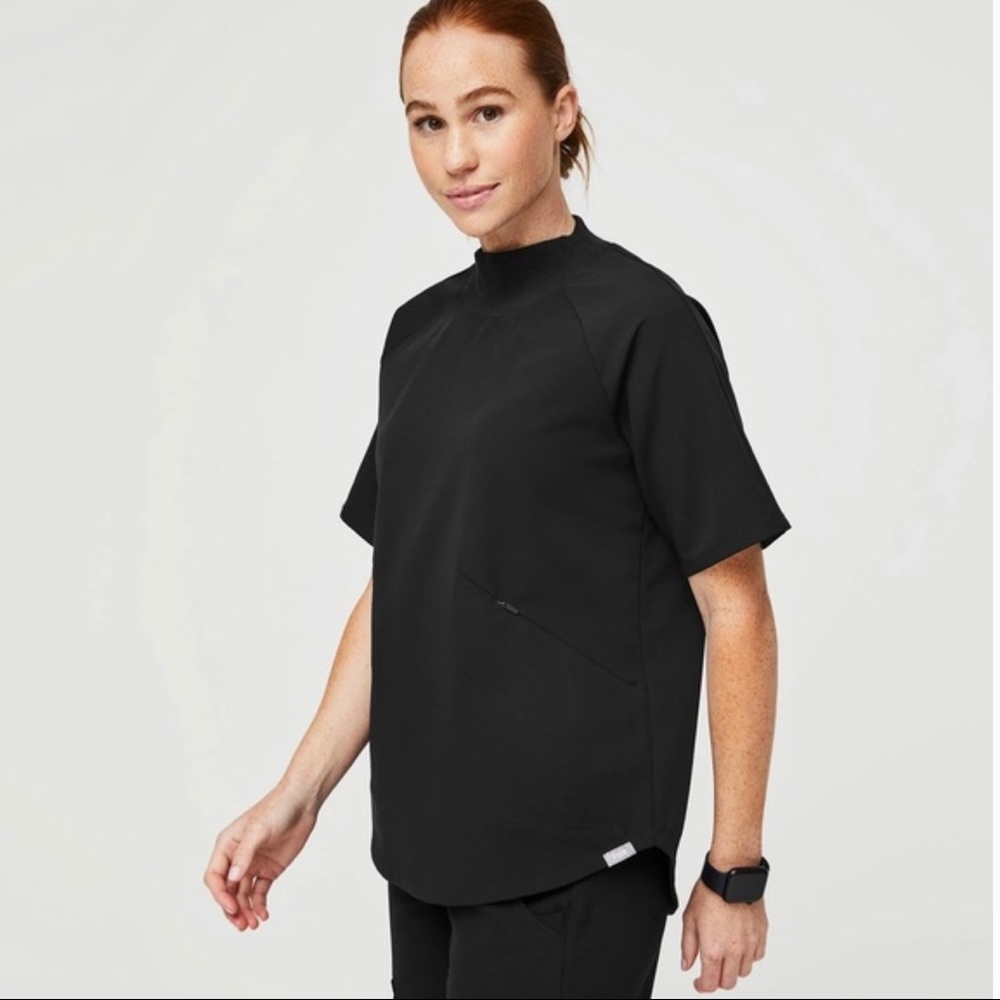 NWT Figs Black Ngara Scrub Top